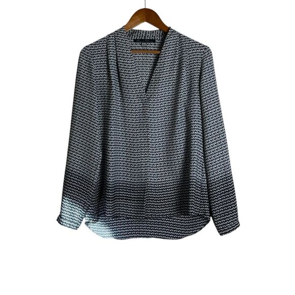 Rose & Olive chiffon Women's patterned blouse - Picture 1 of 7
